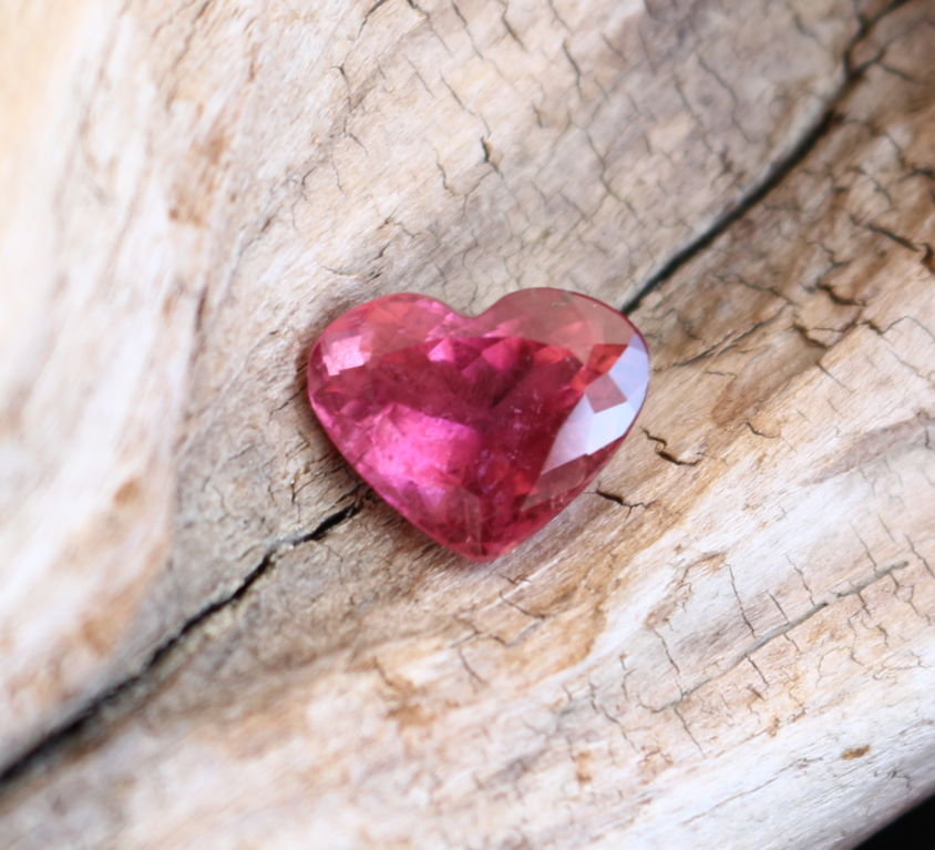 tourmaline rubellite 8,67ct chf 820